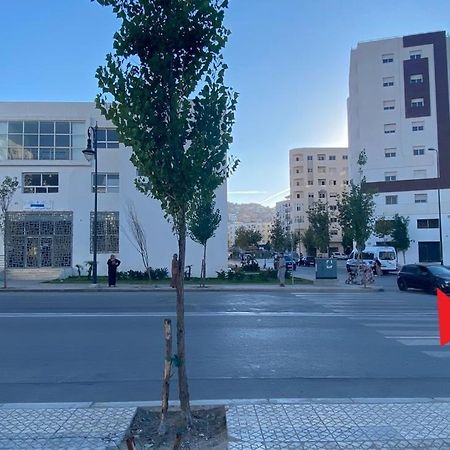 Appart Neuf Lumineux Climatise 1Ere Etage Tangier Exterior photo